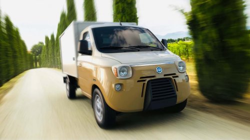 Caselani convierte una Piaggio Ape en una furgoneta retro impresionante