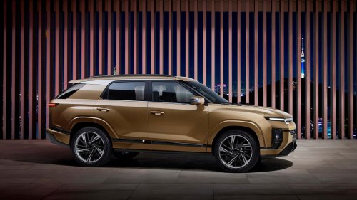 Desde 23.800 € y con motor de gasolina, híbrido o eléctrico. Con el KGM Torres, tú decides