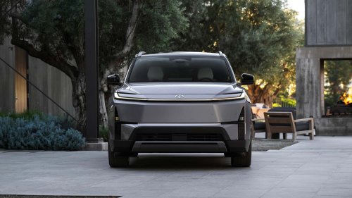 Toyota Highlander 2026: regresa el SUV de siete plazas