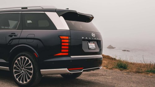 Hyundai Stops Palisade Sales, Recalls 68,500 SUVs After Fatal Incident