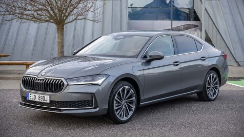 Skoda Superb iV (2026): Stärkerer Plug-in-Hybrid für die Limousine