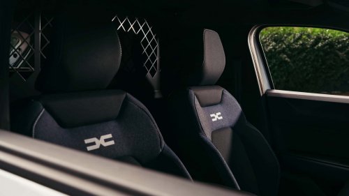 Ce pick-up Dacia a une adorable petite benne