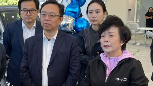 La plana mayor de BYD viajó desde China para entregar sus primeros autos en Argentina