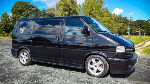 Volkswagen T4 Caravelle Projektzwo 2000: preparación deportiva ¿acertada?