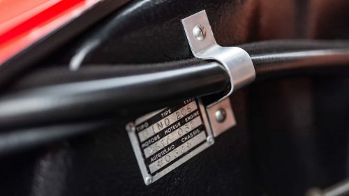 Dino 206 S, el último Ferrari creado para desafiar a Porsche, está a la venta.