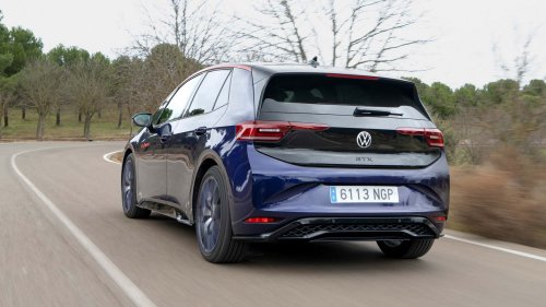 326 CV, puesta a punto deportiva y edición especial basada en el Golf Mk2: sí, es un VW ID.3