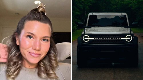'Hoowwww?:' Woman Takes Roof Off Her Bronco. People Can’t Believe It Fits It In the Back