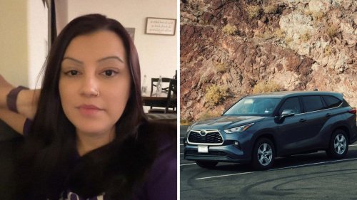 'Toyota Just Buy the Car Back at This Point': Highlander Driver’s Screen Randomly Shuts Off. Then Her Middle Seat Belt Chimes