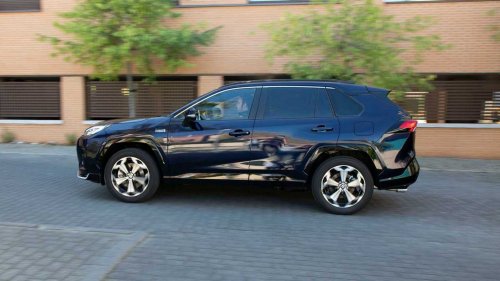 Suzuki Across: precio rebajado y más potencia en este SUV etiqueta 0