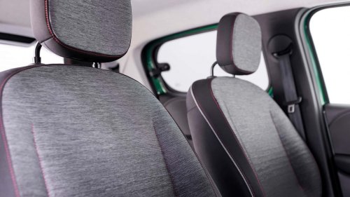 Nouvelle Renault Twingo, à quoi ressemblent l'intérieur et le coffre