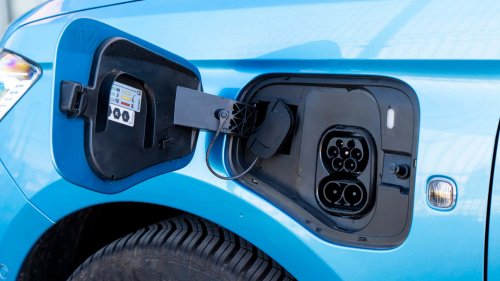 Volkswagen Caddy eHybrid, al volante: ¿esta furgoneta PHEV renta frente a la diésel?