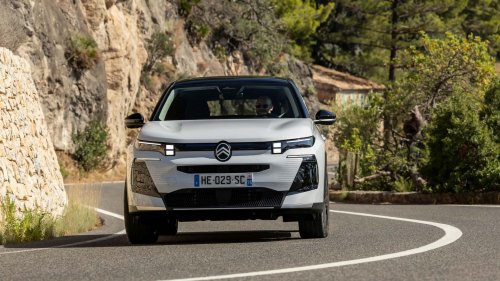 Nuevo Citroën C5 Aircross 2026: de ruta con el SUV eléctrico de 520 km de autonomía