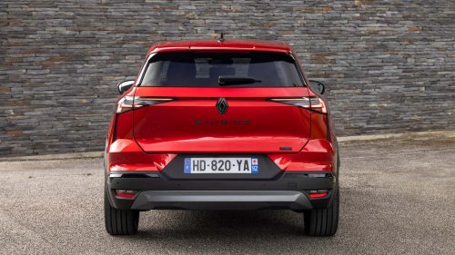 160 CV y 548 l de maletero, para este SUV compacto e híbrido que cuesta 27.026 € (con descuento)