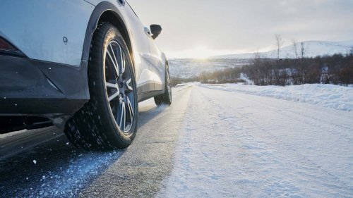 This Tire Changes Grip Depending On The Weather