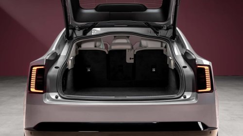 Volvo ES90, l'intérieur et le coffre du vaisseau amiral suédois