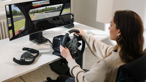 Logitech's New Steering Wheel Is For Serious Sim Racers. We Got a Hands-On Look
