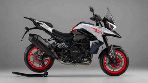 Benelli Meluncurkan Sepeda Motor Touring Road-Going Terbaik