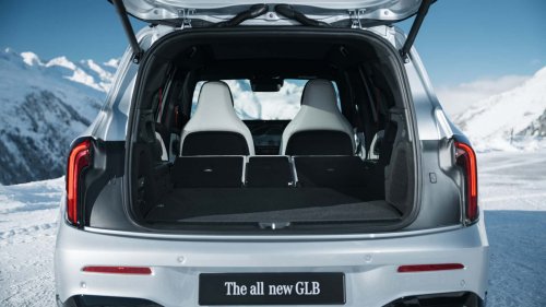 Mercedes-Benz GLB vs Tesla Model Y, comparativa de SUV eléctricos