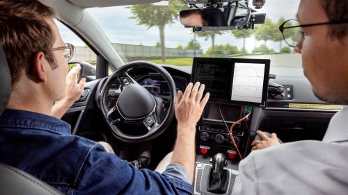 Du moteur au code : comment le cœur d'une voiture change