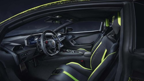 In diesem Lamborghini Temerario stecken 320 Stunden Handlackierung