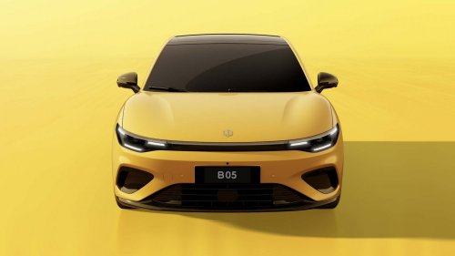 El Leapmotor B05 desafía al Volkswagen ID.3 y al MG4 en el segmento C