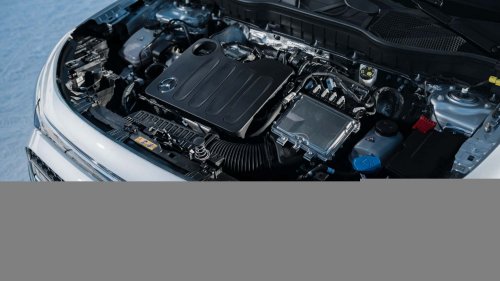 2026 Mercedes GLB Revealed: Seven Seats, Three Screens, Two Trunks