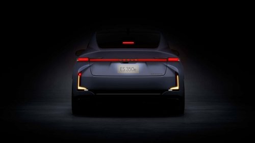 Lexus ES 2026: la berlina electrificada, ya a la venta en España