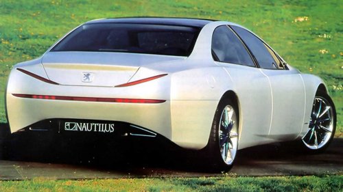 This Beautiful Peugeot Was Pininfarina's Forgotten French Luxury Sedan
