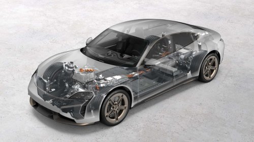 Porsche révèle les secrets des batteries qui permettent à la Taycan d'aller plus loin et de se recharger plus rapidement