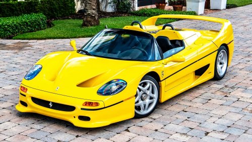 Les hypercars Ferrari doublent de prix : folie aux enchères