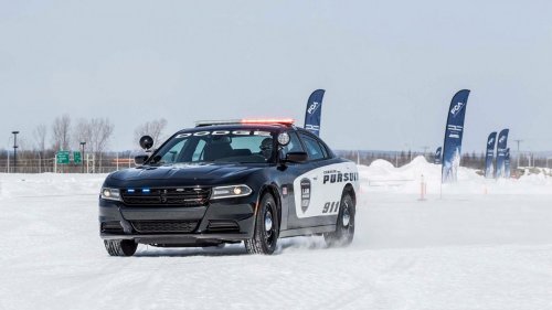 'Guessing It's a Ford Explorer:' Woman Says People Always Think She's a Cop. Why Does She 'Love' It?