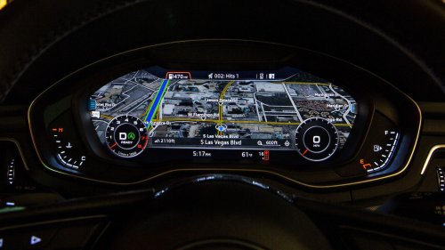 ‘My Mercedes Supposedly Has That': Traffic Light Expert Says Bentleys Can Predict When Lights Change Green. It Works—But How