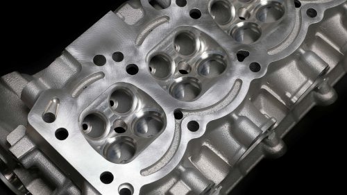 Toyota Membuat Suku Cadang Baru untuk Mesin Empat Silinder