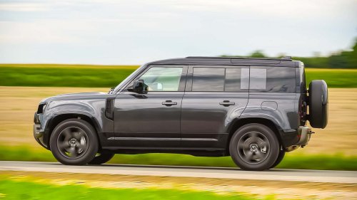 Land Rover Defender P300e im Test: Sanftmütiger Offroad-Gigant