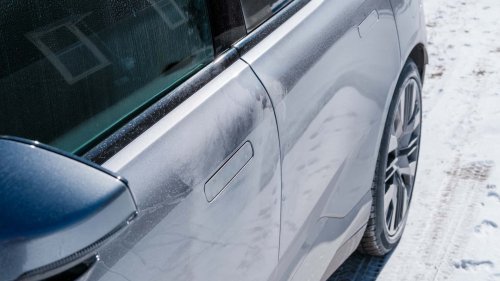 China ha prohibido oficialmente las manillas ocultas y encastradas