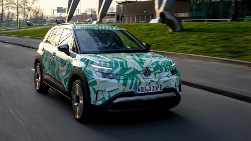 Primera prueba Volkswagen ID. Cross 2026: el T-Cross eléctrico, más cerca