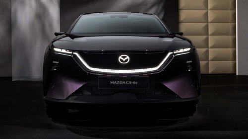 Mazda CX-6e vs. Tesla Model Y: Neueinsteiger gegen Altmeister