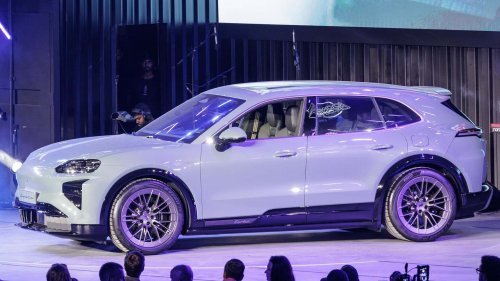 Porsche Swears the Cayenne Electric Hides Its Gigantic Weight