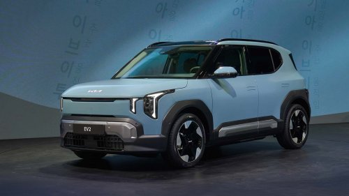 La nouvelle Kia EV2 est un petit véhicule électrique au design original et carré.