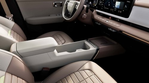 Kia Seltos, le nouveau SUV compact high-tech à essence et hybride