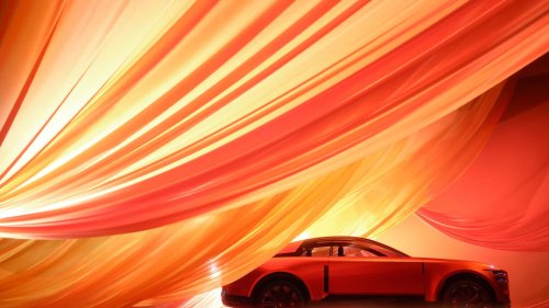 Toyota's Super-Luxury Century Brand Shows Stately Coupe