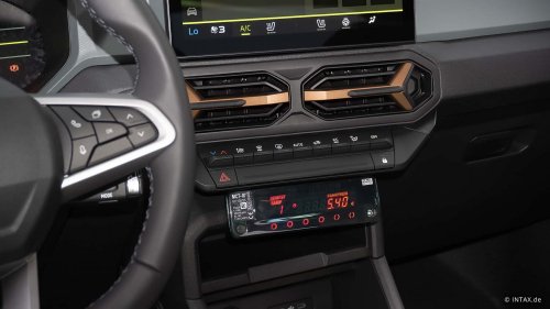 Intax macht den Dacia Duster zum Taxi
