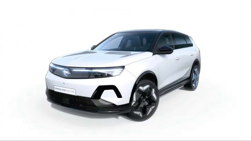 Nuevo Opel Grandland 2025/2026: ¿misterio GSE? ¡Precio 4x4, -65 l, etiqueta 0!