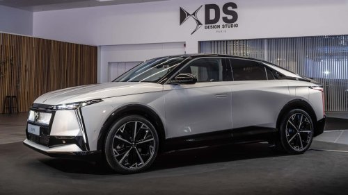 DS Nº8 coche de lujo único con máxima calidad y 8 años de garantía