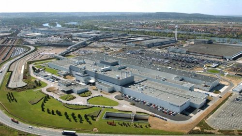 L’usine Stellantis de Poissy va stopper la production trois semaines en octobre