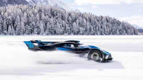Bugatti Took Its Best Hypercars Ice Drifting. It's Pure Cinema