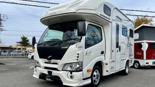 ¿Necesitas una autocaravana compacta? Atento a la Toyota Camroad japonesa