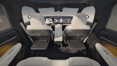 Volkswagen Gives China The Massive Screens It Craves