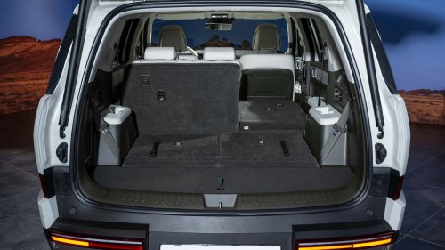 Hyundai Santa Fe vs. Renault Espace: comparativa de SUV híbridos con 7 plazas