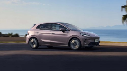 El MG4 con baterías semisólidas está a la venta por 12.500 euros